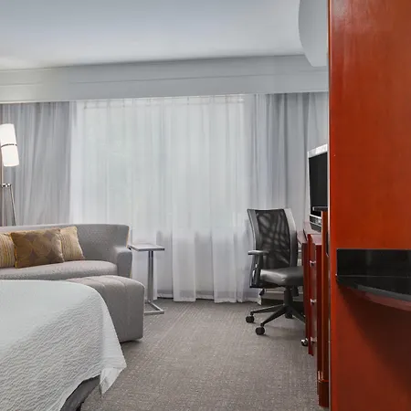 Courtyard By Marriott Corpus Christi-2