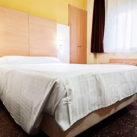 Hotel Fontana Plaza-2