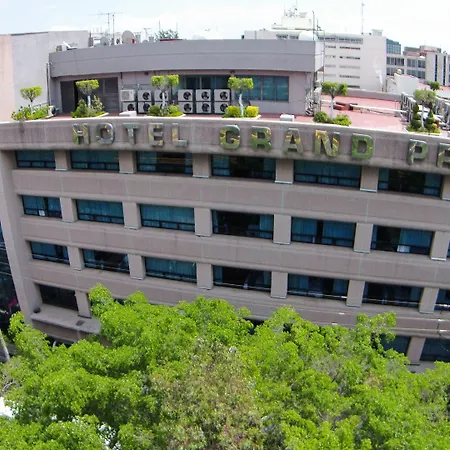 WeEnjoy Hotels Aeropuerto CDMX-2