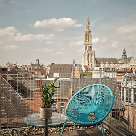 Banks Antwerp-3