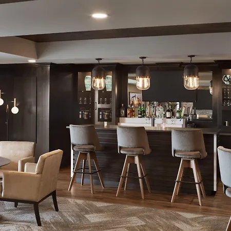 Microtel Inn & Suites By Wyndham Lloydminster-2
