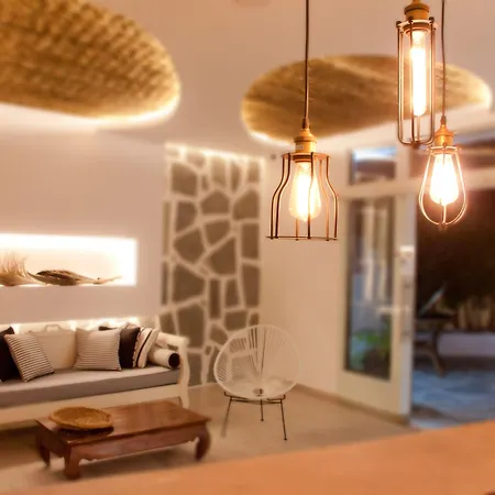 Malibu Boutique Studios & Bungalows-3