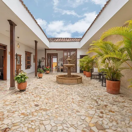 Casa Passiflora Hotel Boutique - Jardín-2