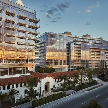 Four Seasons Hotel At The Surf Club-2