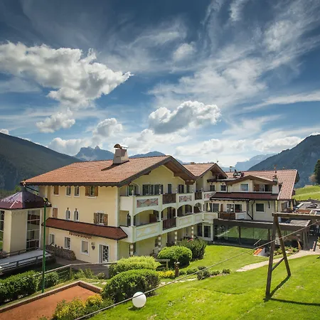 Hotel Albion Mountain Spa Resort Dolomites-2