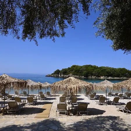 Prima Vista Beachfront Boutique Hotel-3