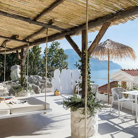 Una Villa - Amalfi Boutique Rooms B&B-2