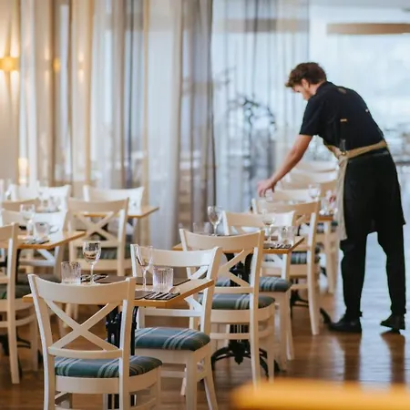 Hestia Hotel Strand-2