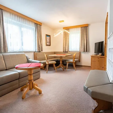 Hotel Ischgl-2