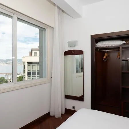 Hotel Maroa Vigo-3