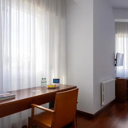 Hotel Maroa Vigo-2