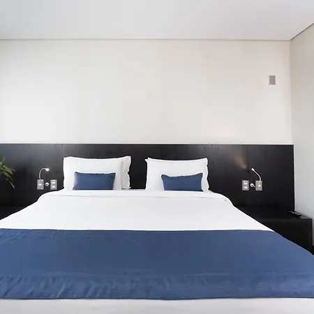 Hotel Park Tower Savassi By Nacional Inn-3