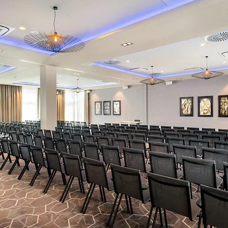 Leonardo Royal Hotel Cologne Bonn Airport-3