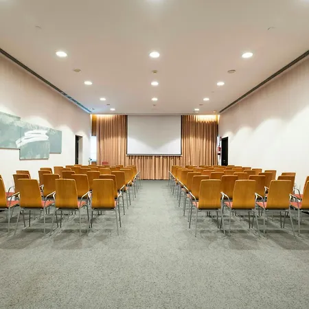 Leonardo Royal Hotel Barcelona Forum-3