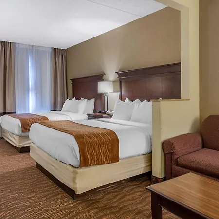 Comfort Inn & Suites Branson Meadows-3