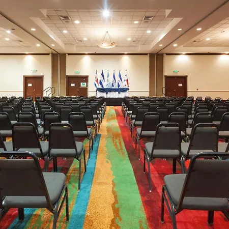 Holiday Inn San Salvador, an IHG Hotel-2