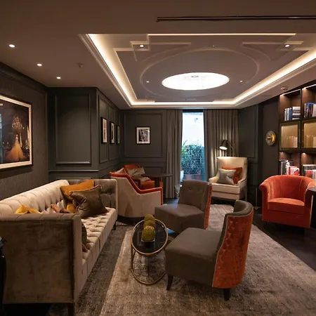 The Guardsman Hotel-3