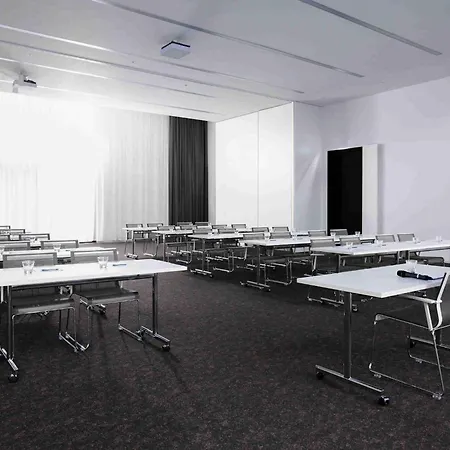 Novotel Basel City-2