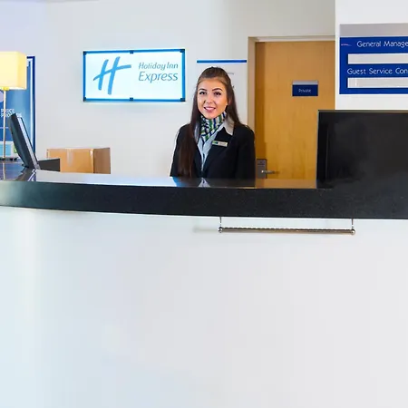 Holiday Inn Express Cambridge By Ihg-2