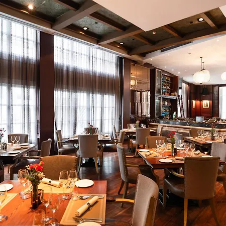 Radisson Suites Bangkok Sukhumvit-2