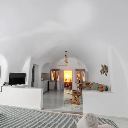 Sun Angelos Oia - Luxury Cave Suites-3