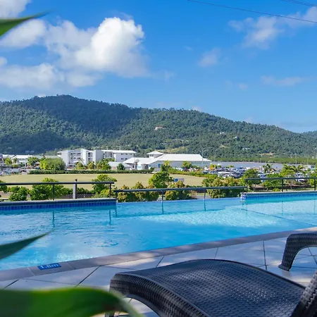 At Waterfront Whitsunday Retreat - Adults Only-2