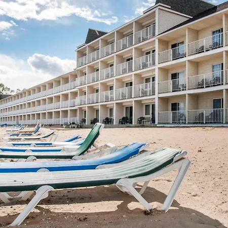 Comfort Inn Lakeside-2