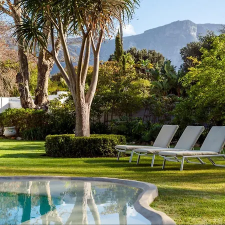Beluga Of Constantia Guest House-2