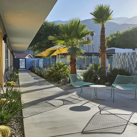 Twin Palms Resort - A Gay Men'S Resort-2
