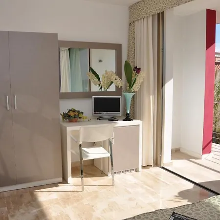 Gil's Hotel-3