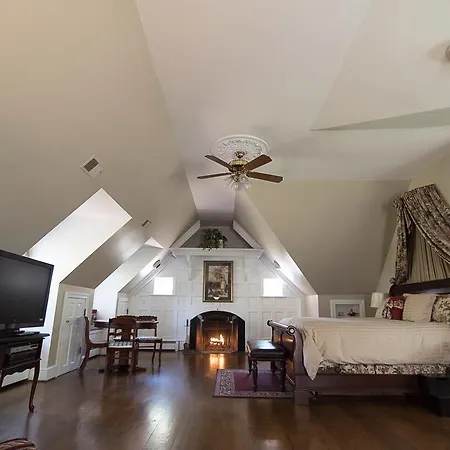 Stafford House Bed & Breakfast-3