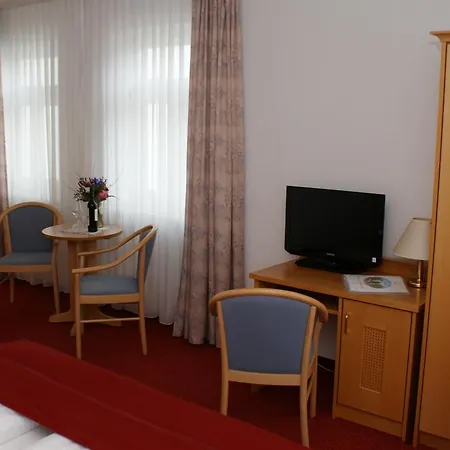 Hotel Waldperle-3