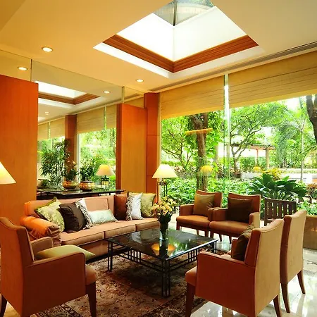 Pantip Suites-2