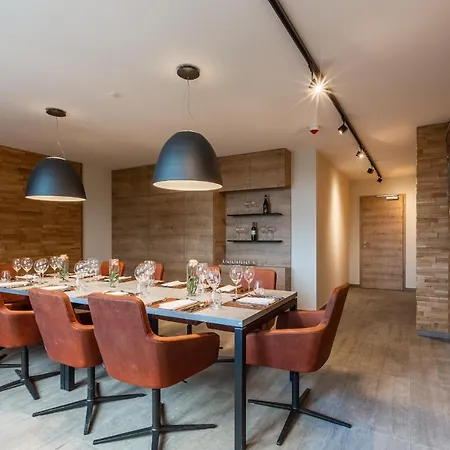Schwan und Post Business Quarters-3