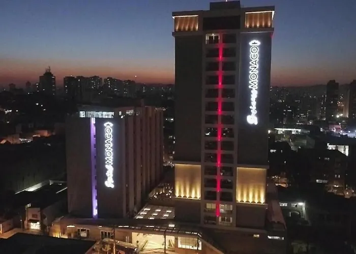 Summit Hotel Monaco
