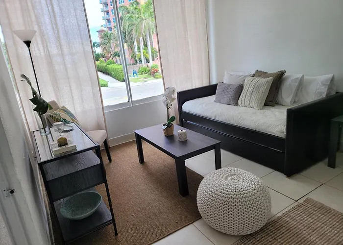 Hotel Motel Lauderdale Inn