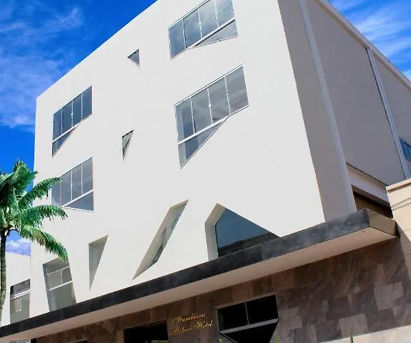  Itumbiara Palace