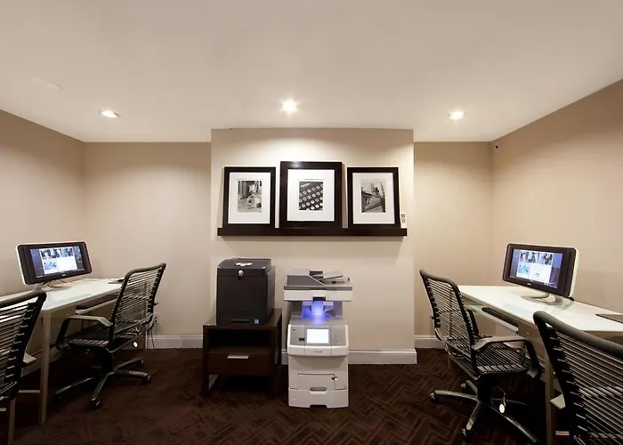 The Court - A St Giles Hotel