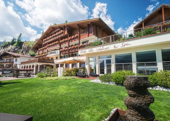 Hotel Con Piscina Sayonara Nature & Wellness
