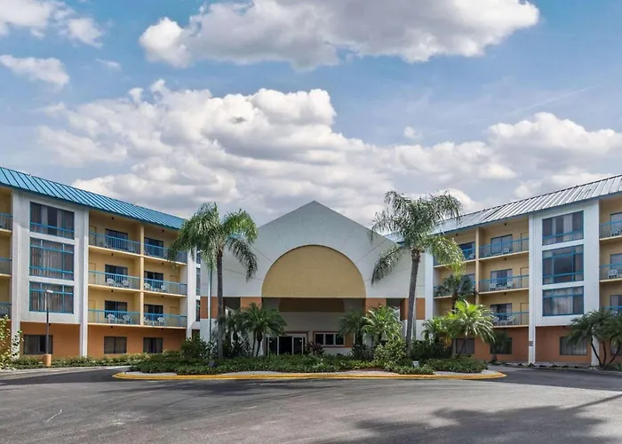 Dog friendly hotels Tollgate