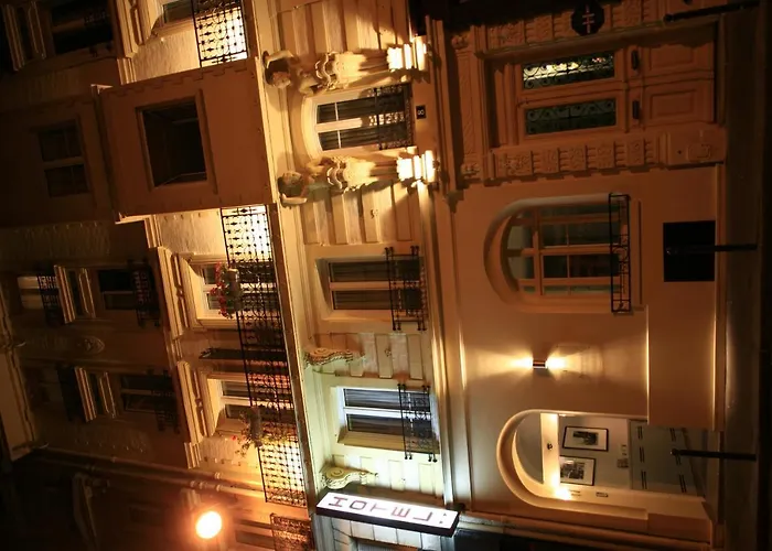Hôtel De Nemours