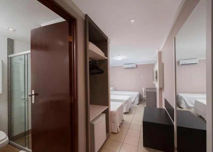 Hotel com piscina: Hotel Sete Coqueiros