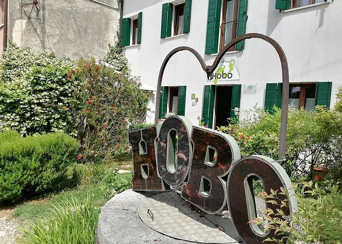  B&B Hobo