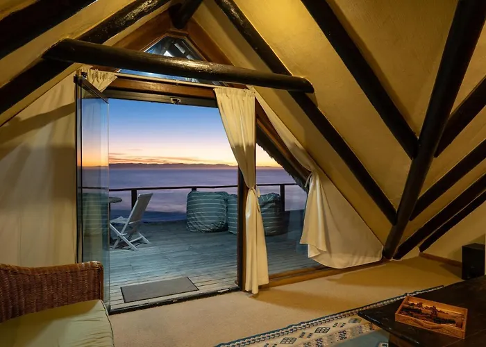 Сity center hotels Dolphin Sunrise
