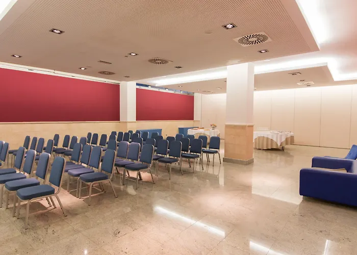 Hotel que admite mascotas: Hotel Mas Camarena