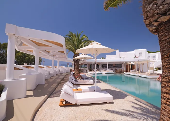 Luxury hotel only: Andronikos Hotel (Adults Only)