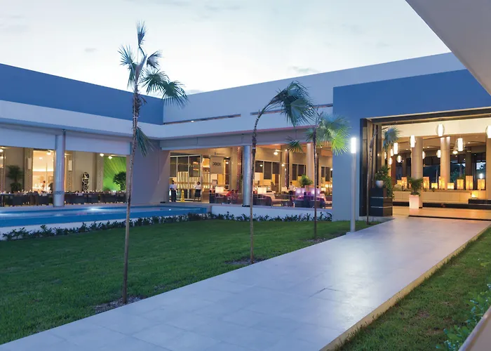 Luchthavenhotel: Hotel Riu Playacar