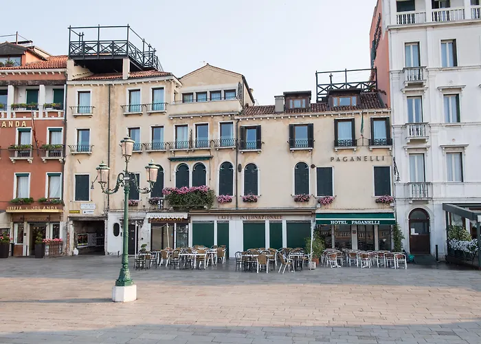 Cheap hotel: Hotel Paganelli