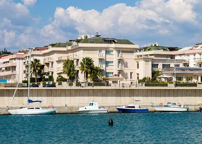 Best Western Plus Hotel Perla Del Porto