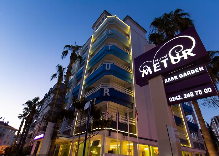 Pet Friendly hotel: Mene City Hotel
